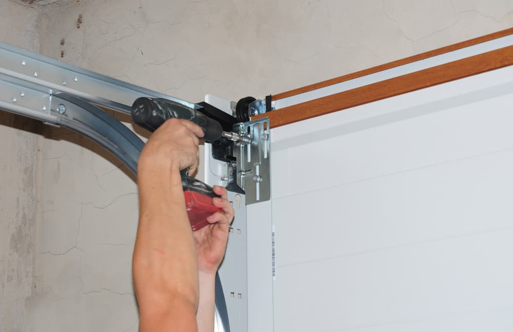 Garage Door Replacement in Naples, FL: A Smart Investment for Property Value?