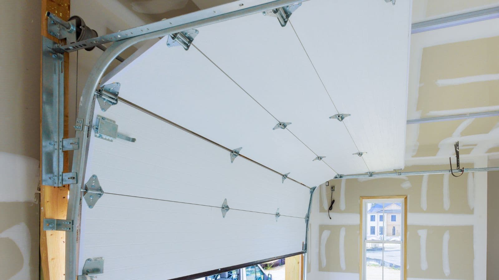 Guide to New Construction Garage Door Installation in Naples, FL